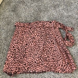 Leopard mini skirt